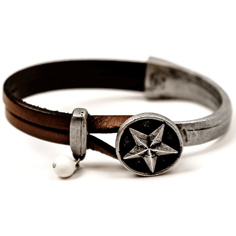 alt="Silvertone Leather Lonestar Cuff Bracelet"