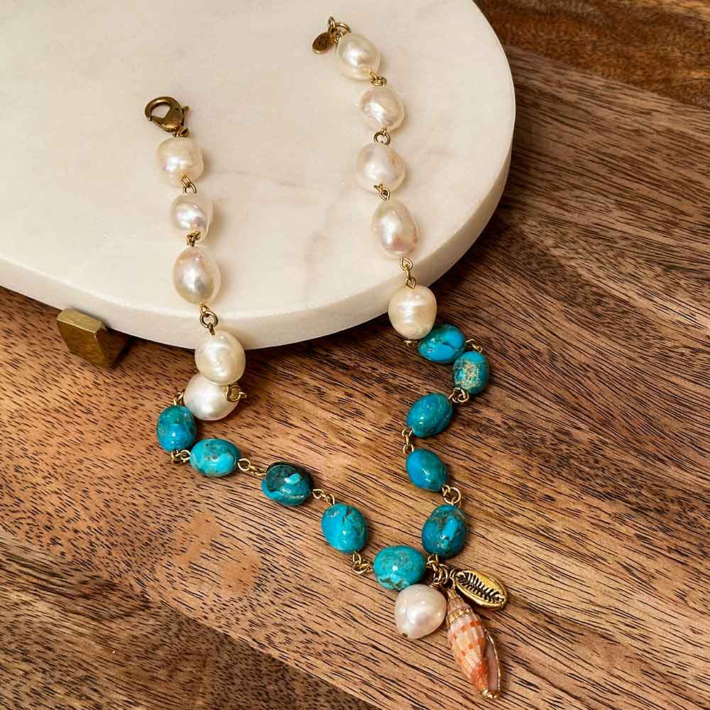 alt="Chunky Freshwater Pearls & Kingman Turquoise Shell Pendant Necklace"