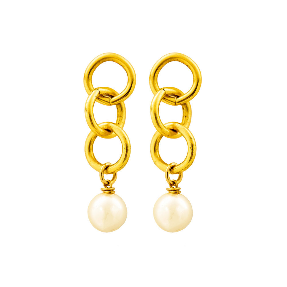 alt="Chunky Pearl Chain Earrings"