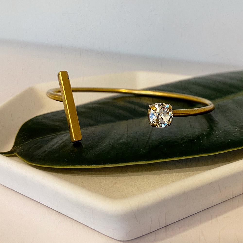 alt="E.B. Jewelry Studio Women's Handcrafted Vintage Gold Clear Swarovski Crystal Jules Bar Bangle Bracelet"